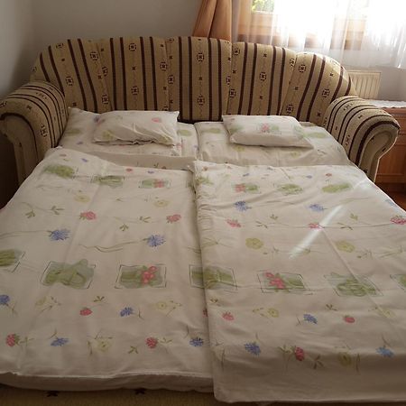 Dessewffy Guesthouse Zamardi Ngoại thất bức ảnh