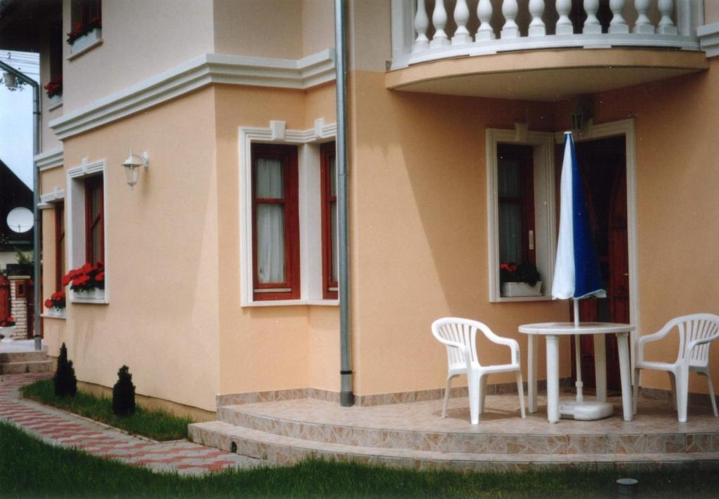 Dessewffy Guesthouse Zamardi Ngoại thất bức ảnh