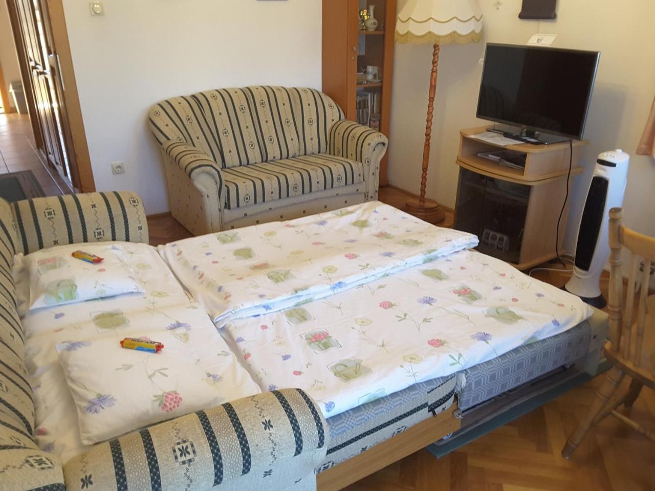 Dessewffy Guesthouse Zamardi Ngoại thất bức ảnh